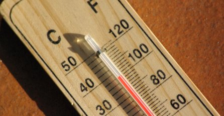 VRIJEME IZUZETNO OPASNO, temperature do 42 stepena; DRAŠKO KUPREŠAK: Uzimati dovoljno tečnosti da biste spriječili dehidraciju  