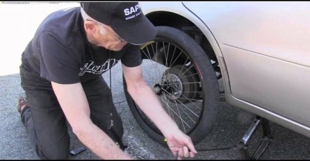 Montirao je točak od bicikla na automobil, ovo ćete htjeti da vidite! (VIDEO)
