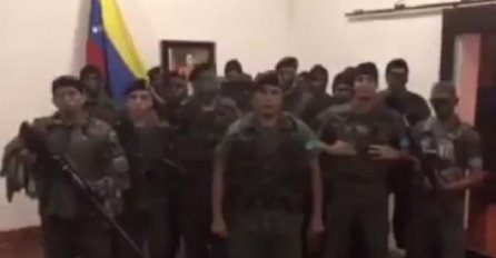 Muškarci u uniformama najavili pobunu: "Tko se ne pridruži, bit će meta" (VIDEO)