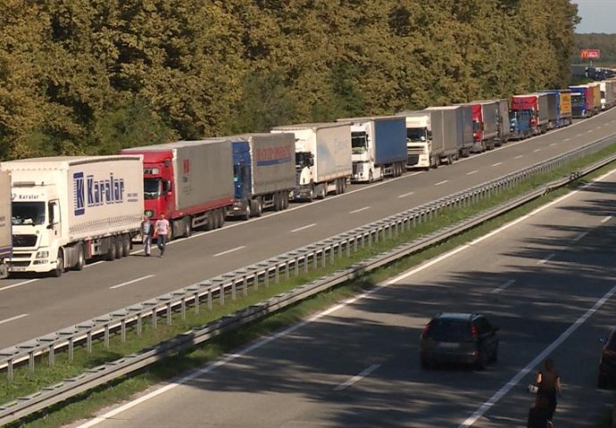 CARINSKI RAT Vlada Srbije upozorila posljednji put: Imate sedam dana!