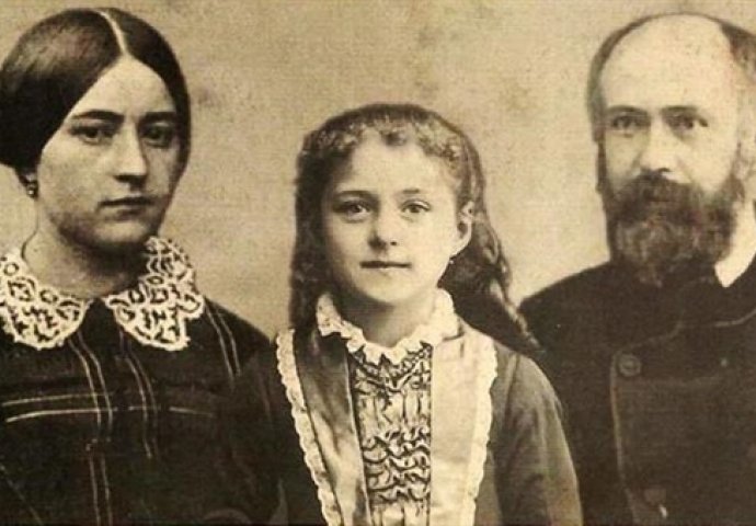 Prvi put u historiji MUŽ I ŽENA proglašeni svecima