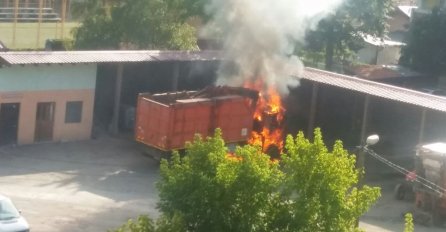 POLICIJA IZVRŠILA UVIĐAJ: Zapalio se kamion JP “Komunalno”