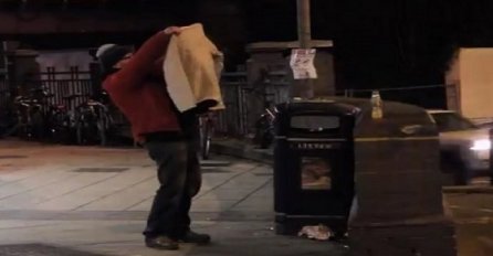 Poklonio je beskućniku novi kaput, a njegova reakcija je neprocjenjiva! (VIDEO)