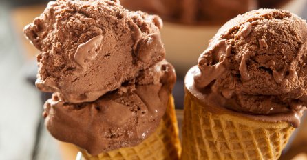 Sladoled vam se više NIKADA NEĆE ISTOPITI NA VRUĆINI: Pogledajte ovaj GENIJALAN TRIK!