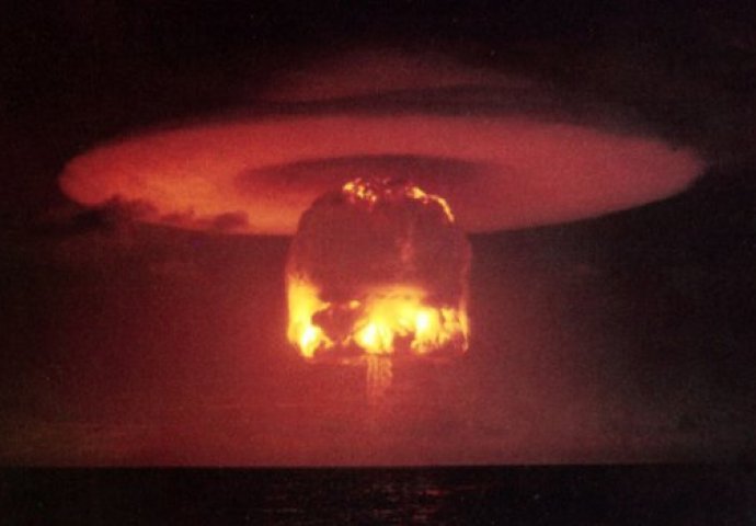ZBOG OVOG SNIMKA SVI SU U STRAHU: Koliko bi ljudi poginulo u nuklearnom ratu?  (VIDEO)