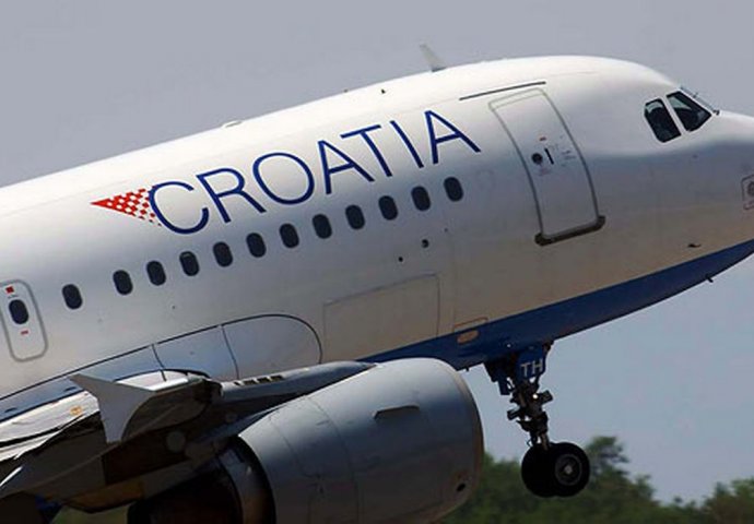 VELIKO NEVRIJEME: Tuča oštetila avion na letu između Pariza i Zagreba
