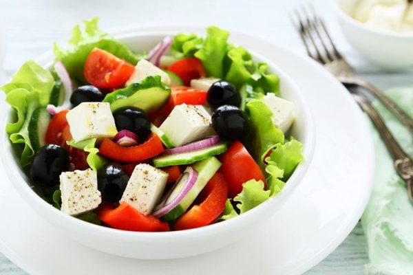 healthiest-greek-salad