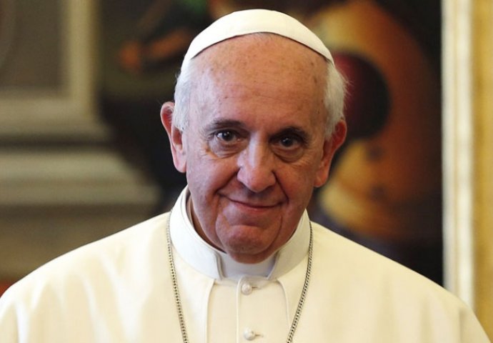 Papa Franjo obavezao se na borbu protiv SEKSUALNOG ZLOSTAVLJANJA među svećenstvom!