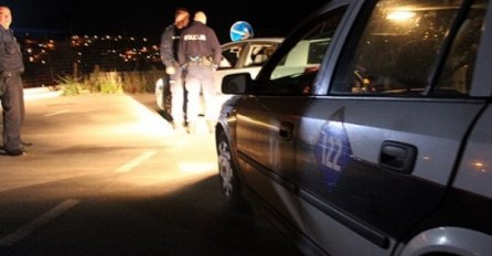 SAOBRAĆAJNA NESREĆA: U sudaru dva motorna vozila tri osobe su povrijeđene