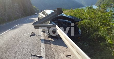 SAOBRAĆAJNA NESREĆA KOD MOSTA BIJELA: Jedna osoba lakše povrijeđena!