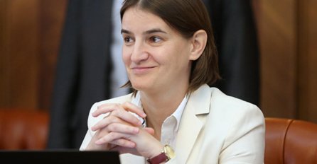 KONAČNO OTKRIVENO, PREMIJERKA SRBIJE  ZALJUBLJENA U DOKTORICU: Sa ovom prelijepom plavušom je ANA BRNABIĆ u vezi!