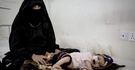KATASTROFALNO ŠIRENJE KOLERE U JEMENU: Bolnice uništene, humanitarna pomoć bolkirana ( UZNEMIRUJUĆA SNIMKA)
