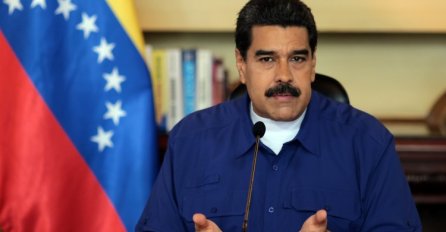 Maduro traži pomoć od pape Franje protiv "vojne prijetnje" SAD