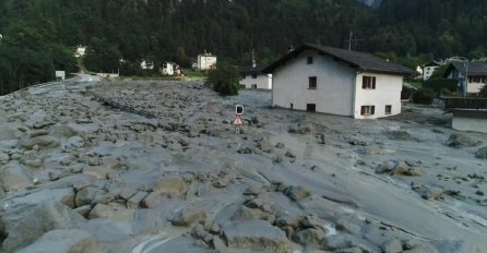 OSMERO NESTALIH U KLIZIŠTU: Morali evakuisati stotinjak ljudi  