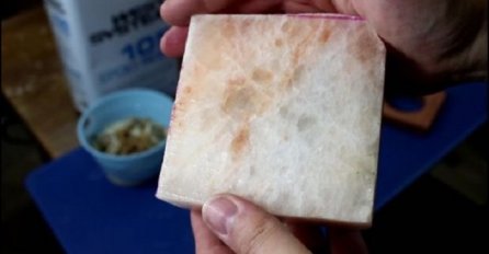Kupio je ogromnu kocku Himalajske soli: Kada vidite šta je napravio i vi ćete željeti isto to da uradite! (VIDEO)