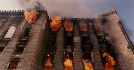 PRIJE 25 GODINA: Dramatični snimci Vijećnice u plamenu (VIDEO)