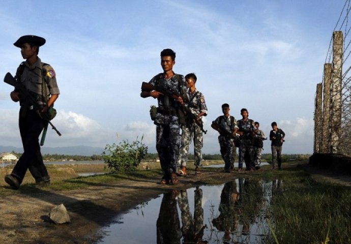 U sukobima vladinih snaga i Rohingja muslimana ubijena 71 osoba