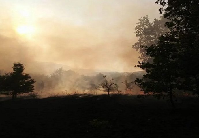 Na području Tomislavgrada aktivna tri požara