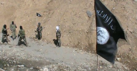 BRUTALNI ISIS:  Pronađene dvije masovne grobnice u Mosulu