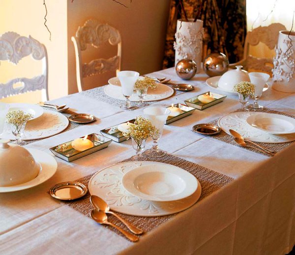 elegant-christmas-table-decorating-ideas-for-2013-1