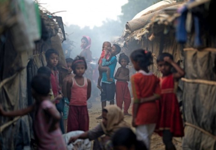 Čelnica Mijanmara pod pritiskom zbog egzodusa 125.000 muslimana