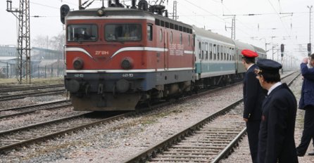 Huligani napali i teže povrijedili radnika Željeznica FBiH