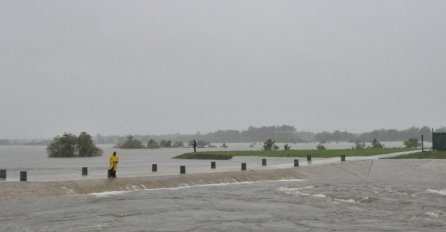 KATASTROFALNE POPLAVE: Povećava se broj poginulih, očekuju se još jače padavine