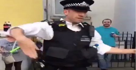 Policajac nije odolio muzici, njegov ples osvojio publiku
