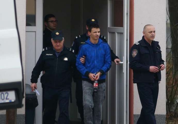 Komšić osuđen na dvije godine zatvora zbog smrti pješaka,  još mu nije potvrđena optužnica zbog ubistva bivše djevojke koja je bila trudna 