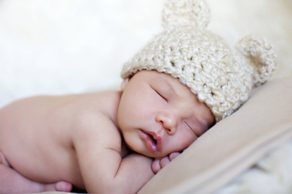 4385431-newborn-babies-photography