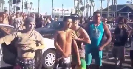 Grupa huligana zaustavila je mladića u automobilu i krenula da ga istuku, bolje da nisu! (VIDEO)