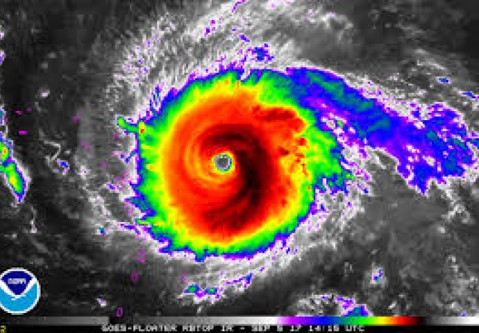 Desničari šire sulude teorije o uraganu Irma: "Uragan Irma je ustvari prevara radi profita"