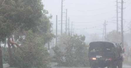 ZASTRAŠUJUĆE FOTOGRAFIJE NAKON URAGANA: Irma iza sebe ostavila samo ruševine (FOTO)
