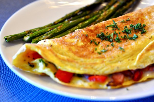 ham-and-cheese-omelet