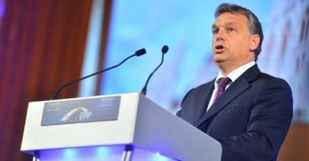 Orban: Mađarska neće mijenjati svoju anti-imigracijsku politiku