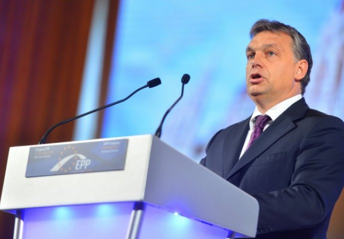 Orban: Mađarska neće mijenjati svoju anti-imigracijsku politiku