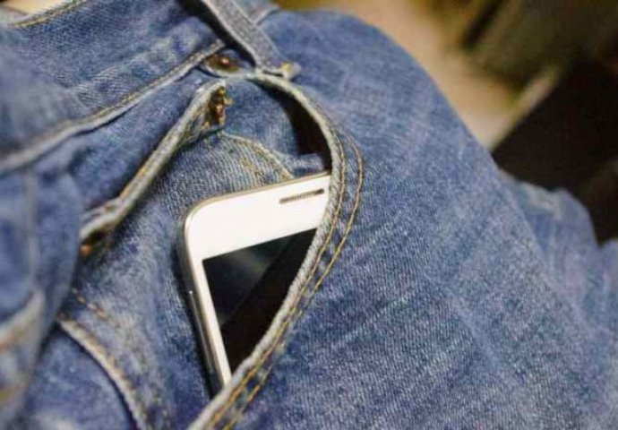 Nikad ne smijete držati telefon u džepu iz ovog STRAŠNOG razloga! NE IGRAJTE SE SA ŽIVOTOM!
