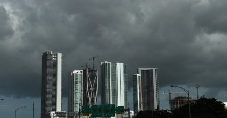 Uragan Irma ponovo ojačao na petu kategoriju, masovna evakuacija na Floridi - GUVERNER IZRIČITO: ' NE ČEKAJTE IDITE ODMAH'!
