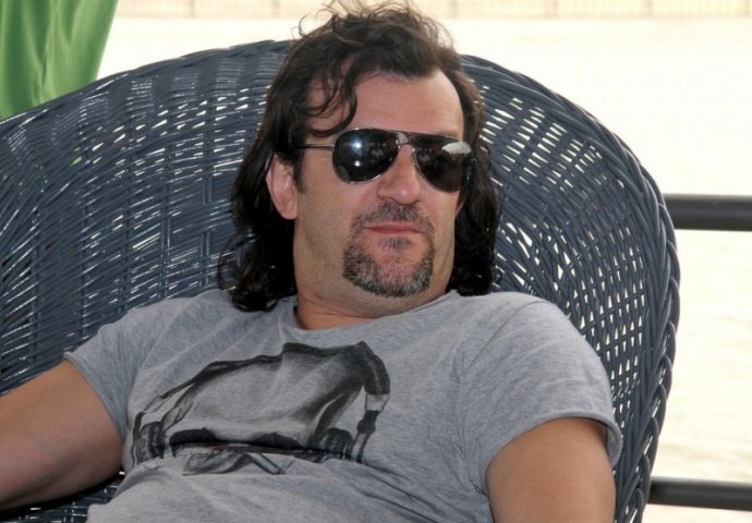 IMA KO DA GA NASLJEDI: Sin Ace Lukasa kreće njegovim stopama, ali po jednom detalju svi će znati da je baš on nasljednik folk-pjevača! 