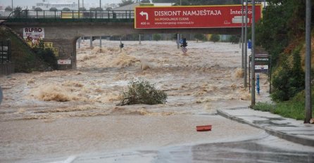 NEZAPAMĆENA KIŠA POTOPILA ZADAR: Nema struje, voda nije za piće, voda ušla u bolnice, otkazana škola (FOTO + VIDEO)