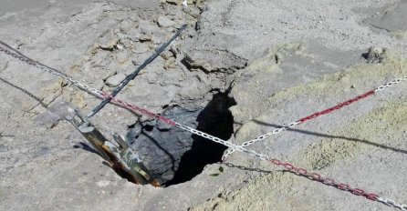 TRAGEDIJA: Roditelji i dijete poginuli kad su upali u vulkan