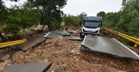 Štete od poplava u Zadru milijardu kuna, sutra se očekuje nova obilna kiša