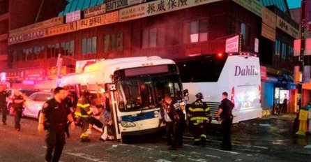 TEŽAK SUDAR DVA AUTOBUSA: Tri osobe poginule, a 16 povrijeđenih!