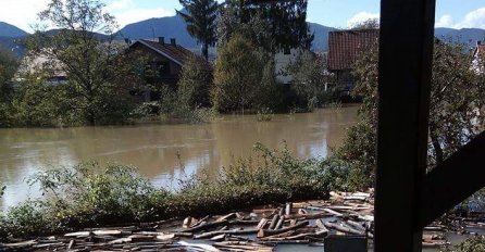 SVI STRAHUJU OD NAREDNA 24 SATA: Prijete velike poplave, u pripravnosti vojska i policija!