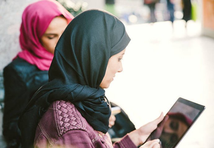 Apelacijski sud u Češkoj podržao zabranu hidžaba u medicinskoj školi