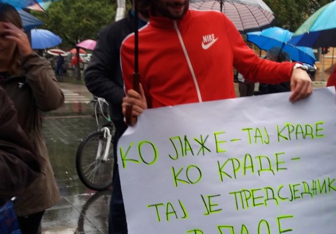 Na protestima u Banjoj Luci zatražena ostavka Vlade RS-a