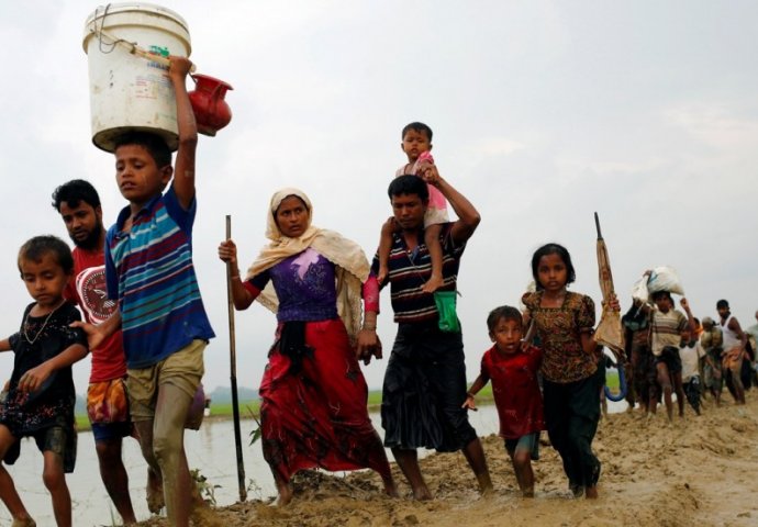 Kamion s pomoći za Rohingye sletio s ceste u Bangladešu, poginulo devet osoba