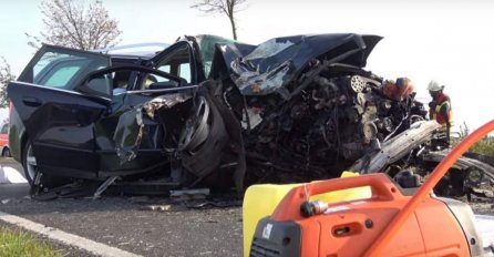 AUDIJEM SE ZABIO U DRVO: Prepustio volan 15-godišnjem sinu i poginuo na mjestu suvozača