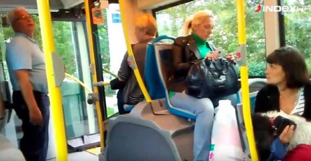  Vozač pokušao izbaciti ženu iz autobusa zbog malenog psa (VIDEO)