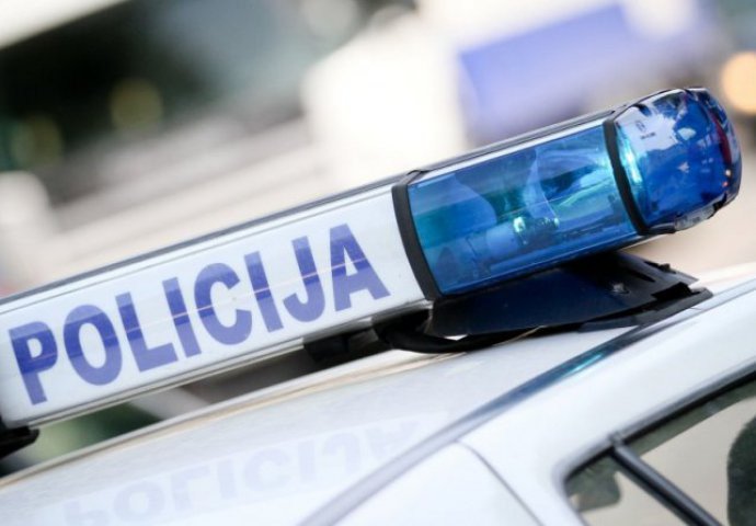Još traje policijski uviđaj nesreće na M-17 Zenica-Žepče
